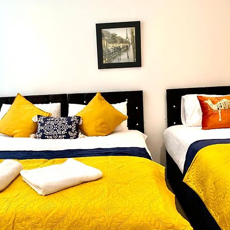 Modern London Excel 2 Bedrooms 2 Bathrooms, Parking, Kitchen, Lounge, Balcony Apartment Экстерьер фото