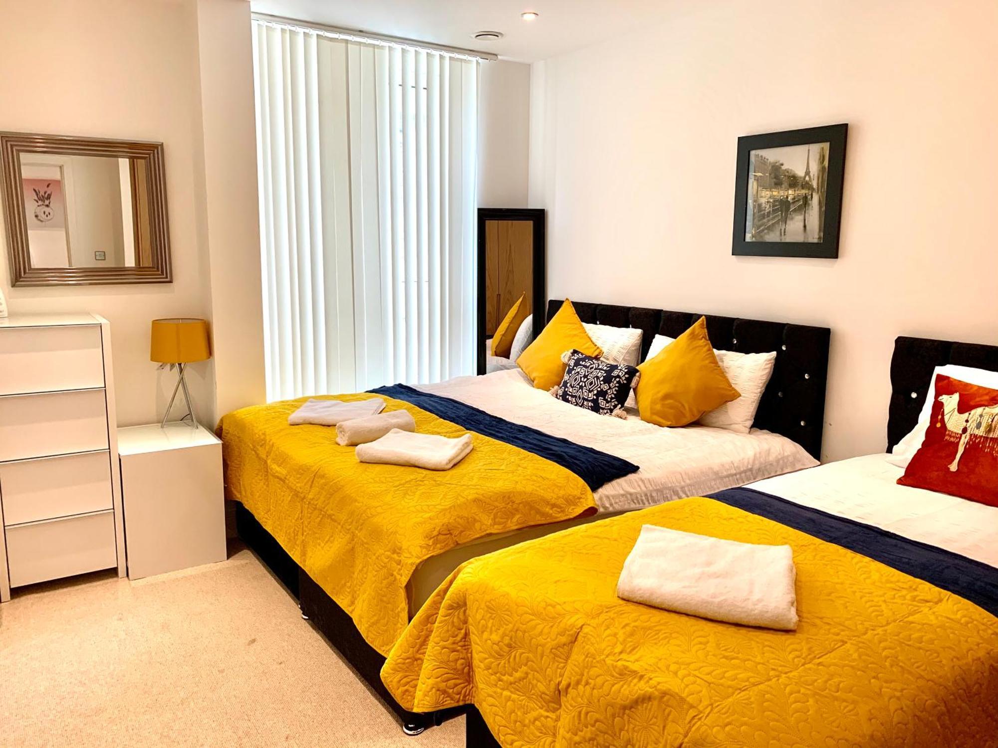 Modern London Excel 2 Bedrooms 2 Bathrooms, Parking, Kitchen, Lounge, Balcony Apartment Экстерьер фото