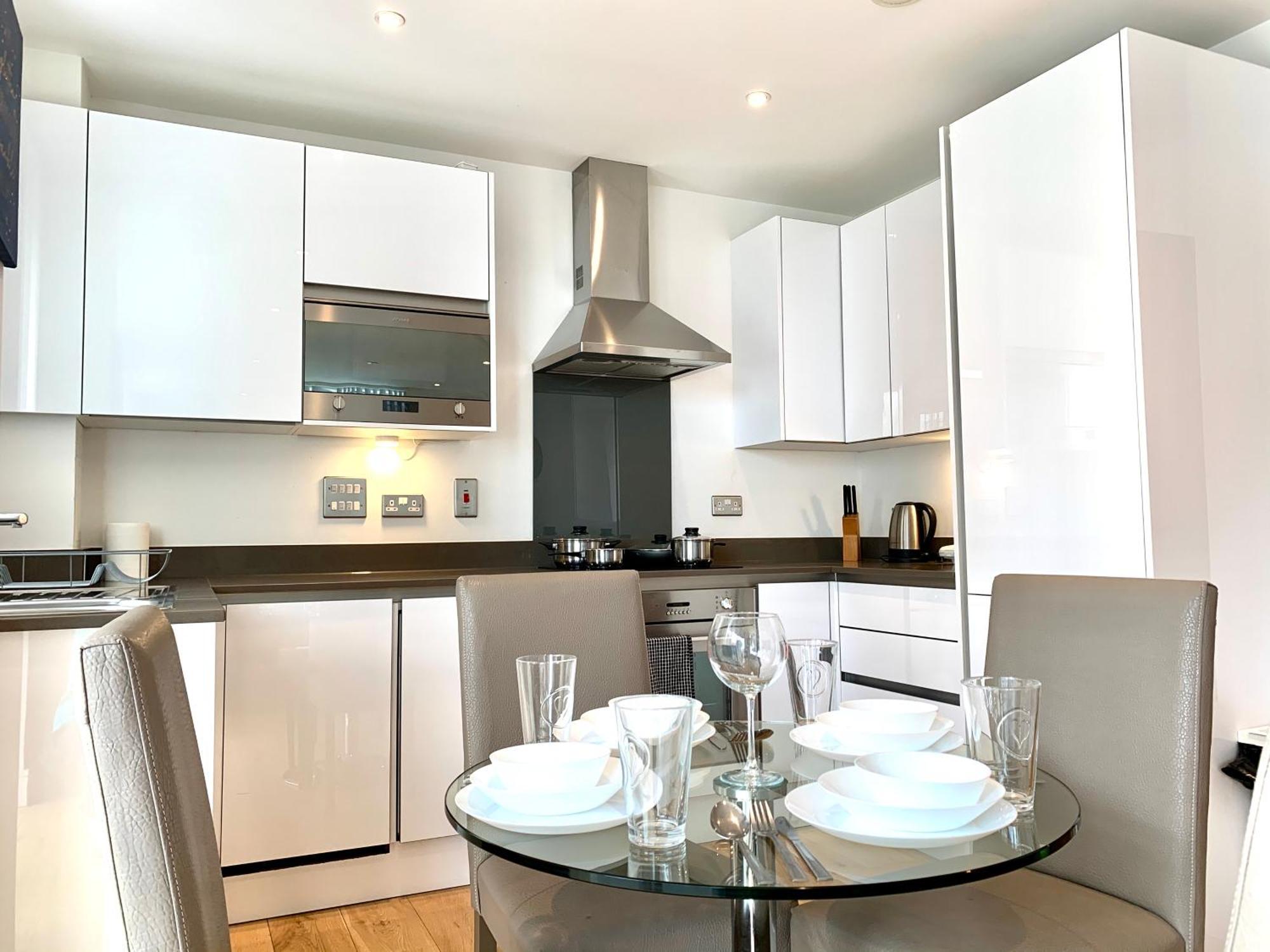 Modern London Excel 2 Bedrooms 2 Bathrooms, Parking, Kitchen, Lounge, Balcony Apartment Экстерьер фото
