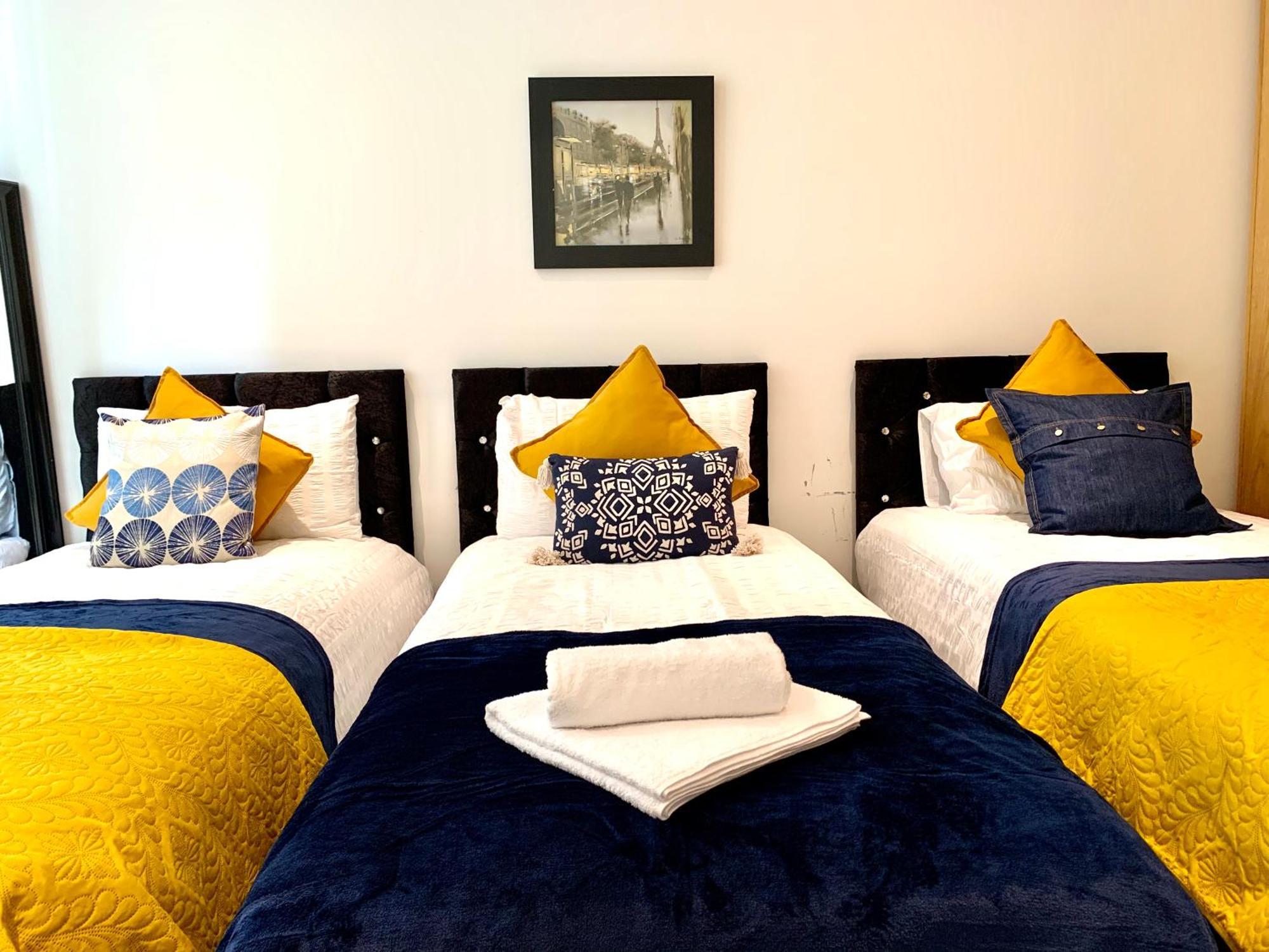 Modern London Excel 2 Bedrooms 2 Bathrooms, Parking, Kitchen, Lounge, Balcony Apartment Экстерьер фото
